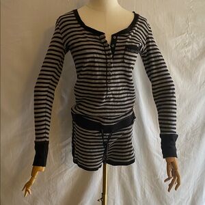 Victoria's Secret Women's Gray Black Knitted Glittery Long Sleeve Romper Size s